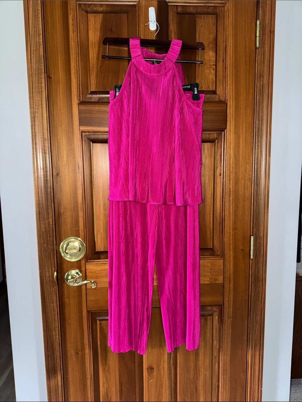 DKNY Hot Pink Pleated Sleeveless Shirt and Pant Set